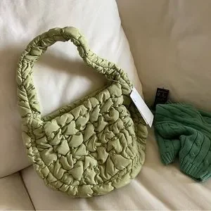 【COS】 Quilted Mini Bag : Bright Green COS Quilted Mini Bag Bright Green 0973537015 / 100